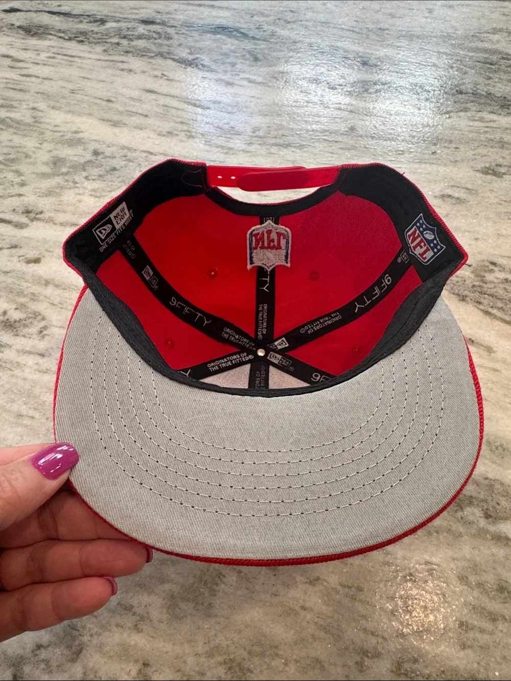New Era San Francisco 49ers 9FIFTY SnapBack Hat Embroidered Team Logo Football